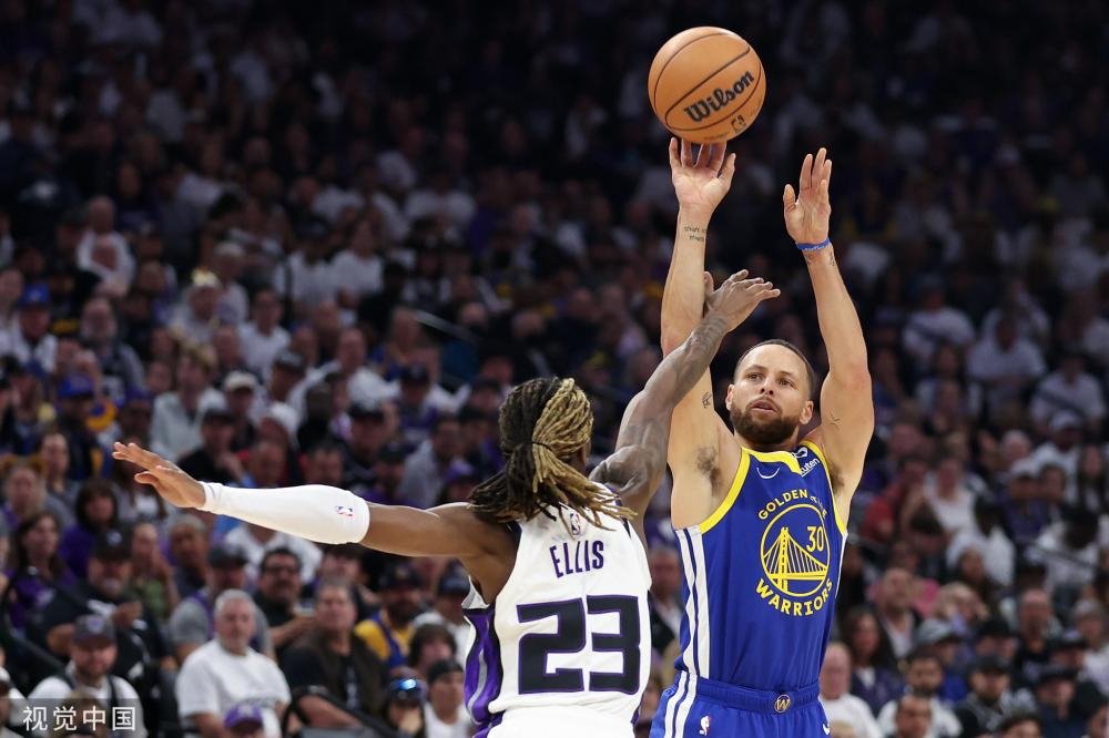 仅鼓舞了士 仅鼓舞了士