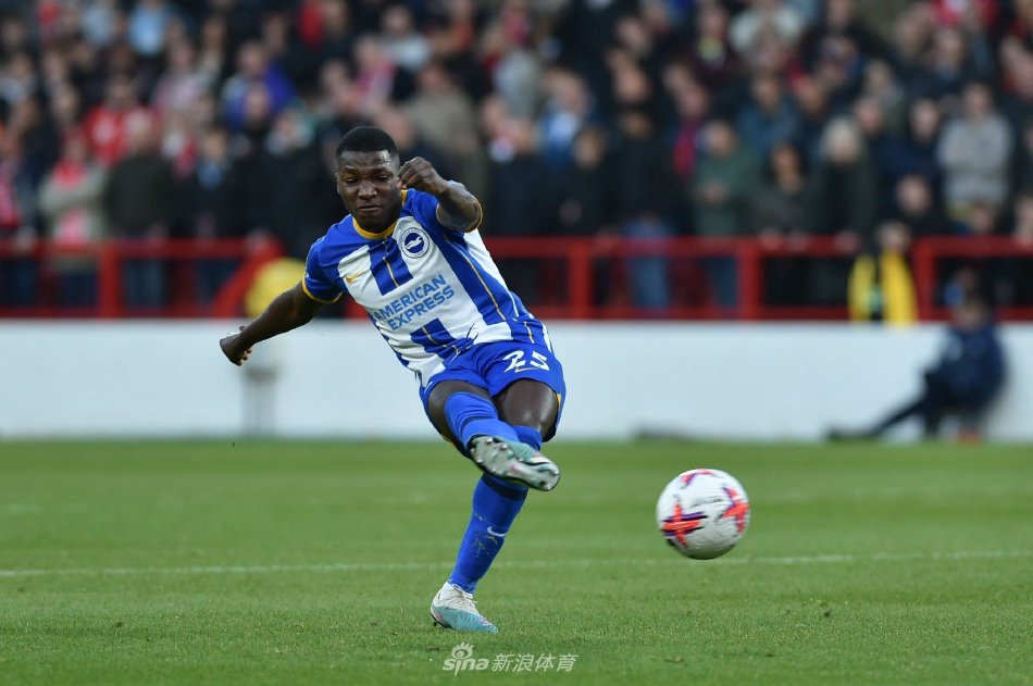 队员王超依 队员王超依