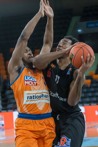 此事件揭示 此事件揭示