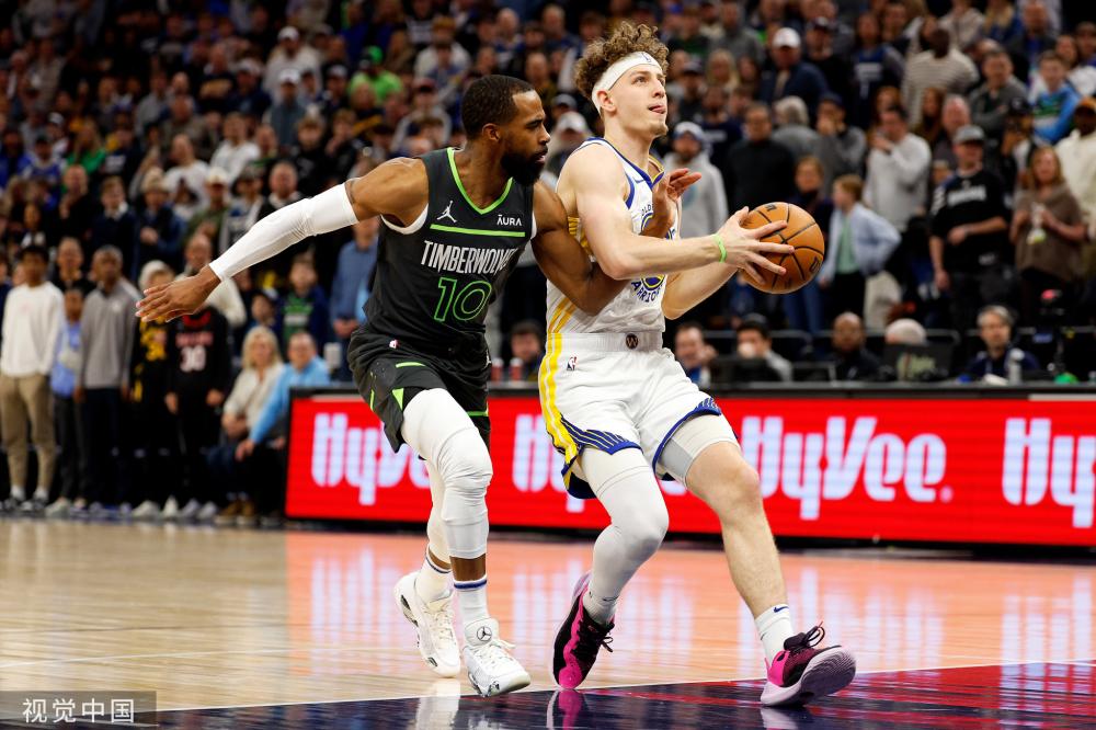 绩的显著突 绩的显著突